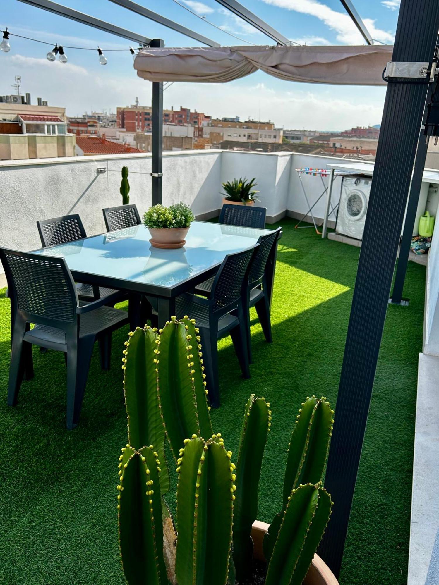شقة Lo Balconet Del Delta. Atic-Duplex Vacacional. أمبوستا المظهر الخارجي الصورة