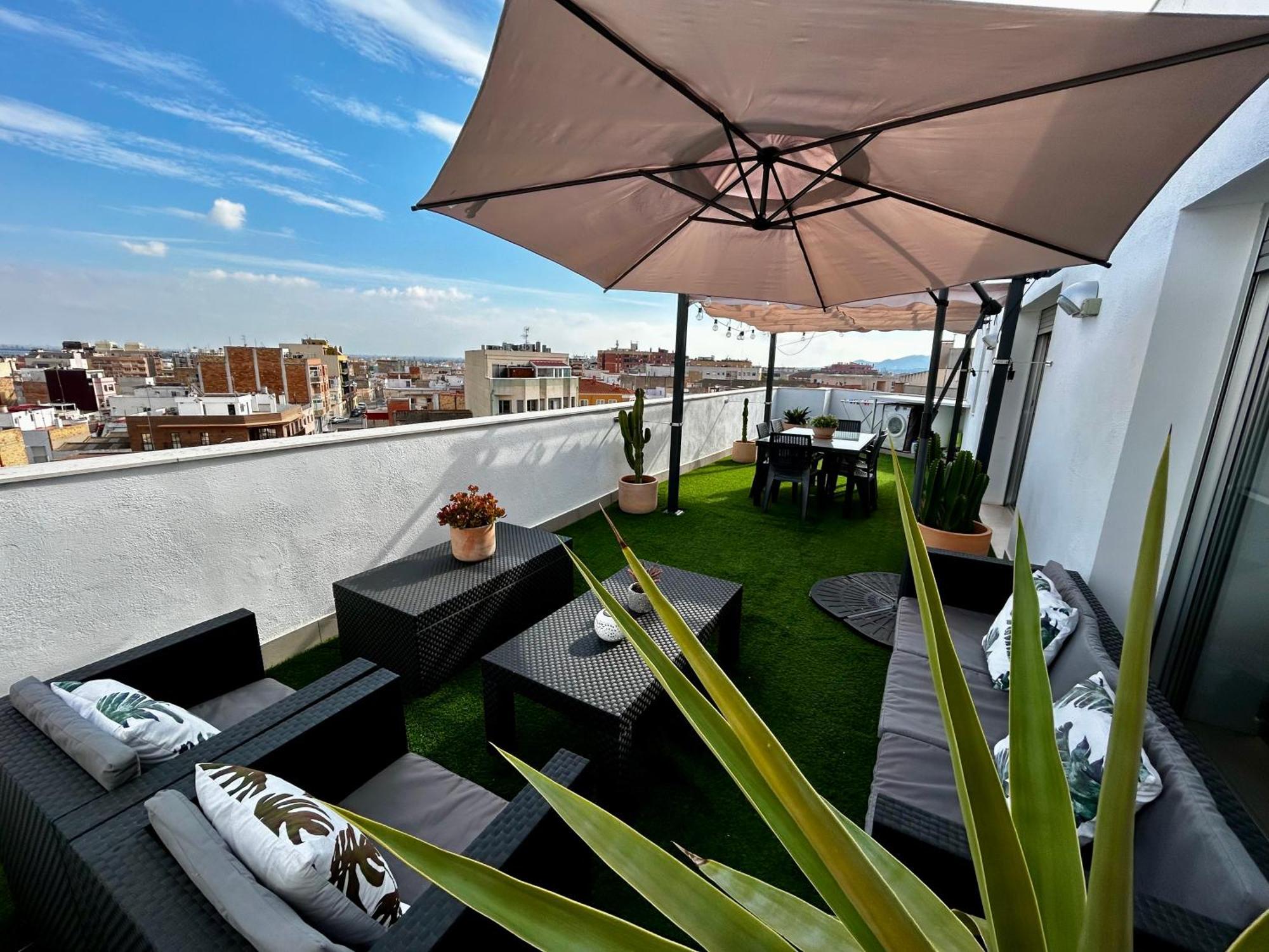 شقة Lo Balconet Del Delta. Atic-Duplex Vacacional. أمبوستا المظهر الخارجي الصورة
